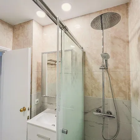 Skol 252c Cozy Next To The Sea In Center Appartement