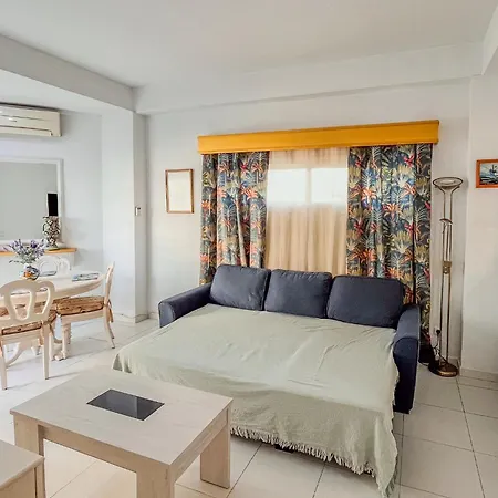 Skol 252c Cozy Next To The Sea In Center Apartmán